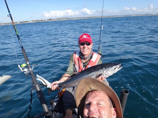 Rob teams up with Paul O’leary for some Tuna Techniques just a short paddle from shore.