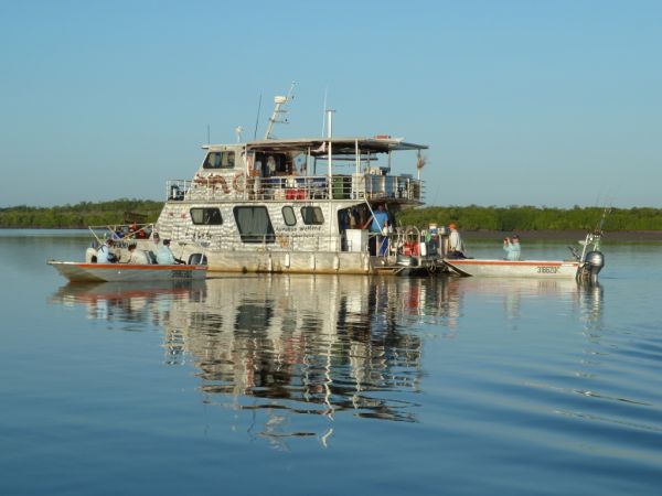 The Pickuw Mothershiop was an awesome way to experience the Archer River